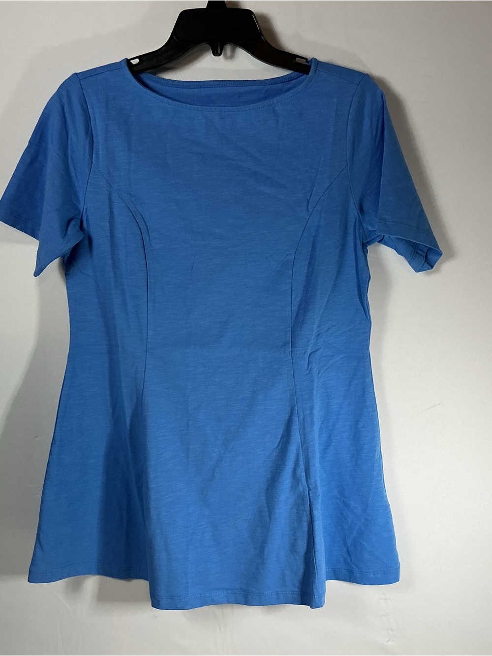Women’s Short-Sleeve Crewneck Tee in Sky Blue